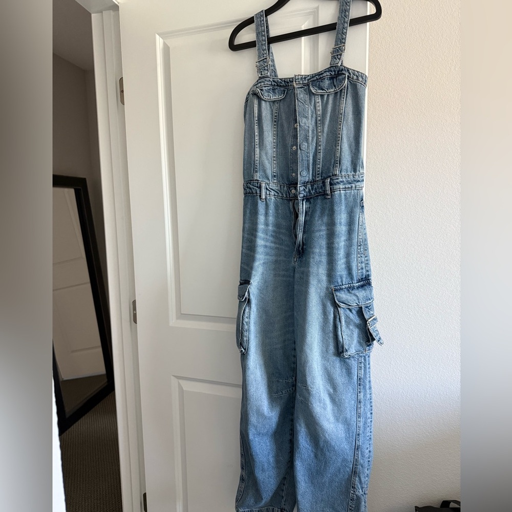 Zara denim overalls, cargo style size extra small brand new XS